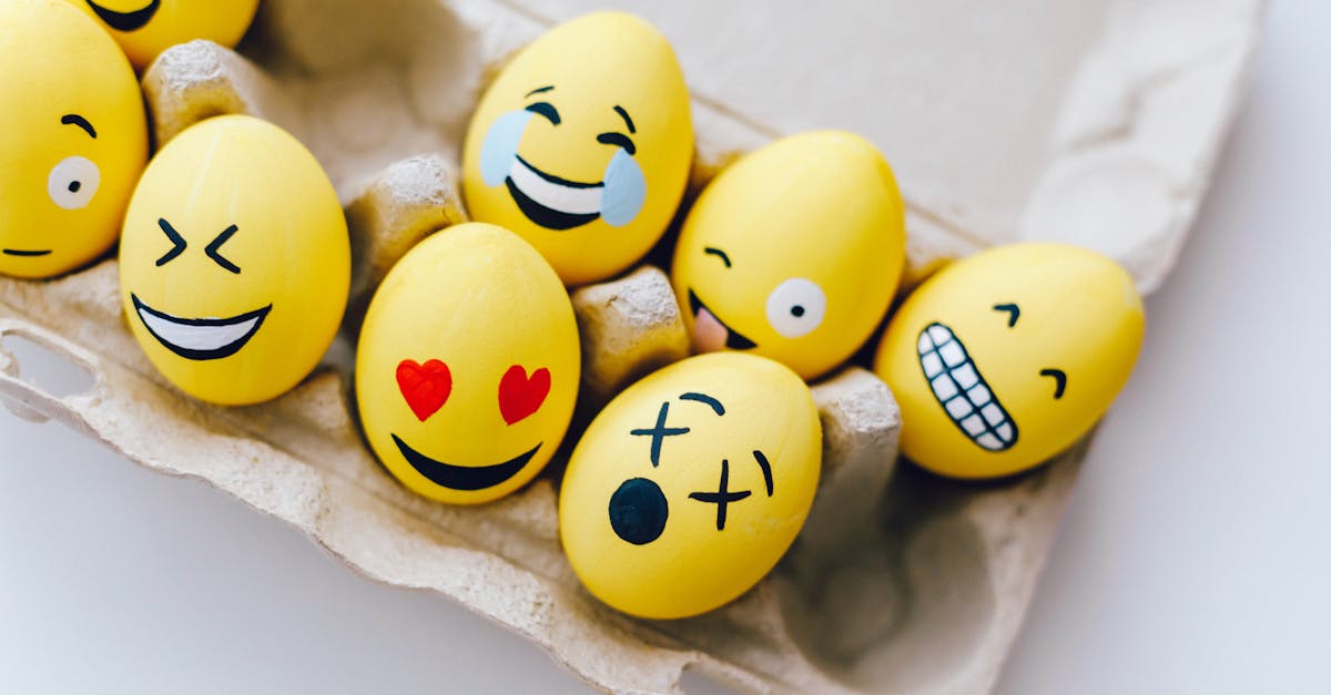 découvrez l'univers coloré des emojis : des expressions amusantes, des icônes vibrantes et des symboles qui ajoutent de la vie à vos messages. apprenez comment utiliser ces petites images pour enrichir vos conversations et exprimer vos émotions de manière ludique et créative.